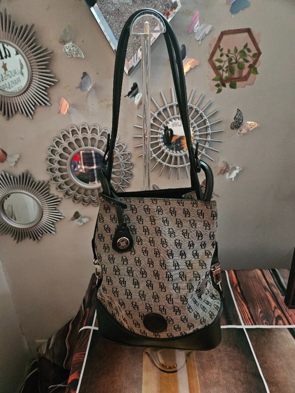 Dooney Bourke Leather Bucket Shoulder Crossbody Bag